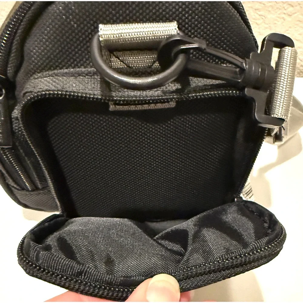 Targus Digital Camera Bag Case Shoulder Strap Black Olive Green